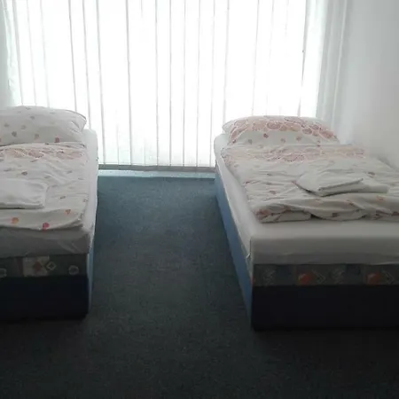 Apartman Mickiewiczova 19 22 * Pressburg